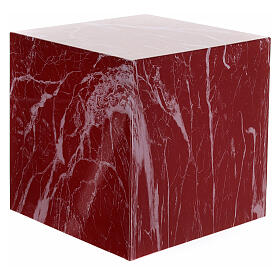 Smooth cube funeral urn with glossy red veined marble effect 5L
