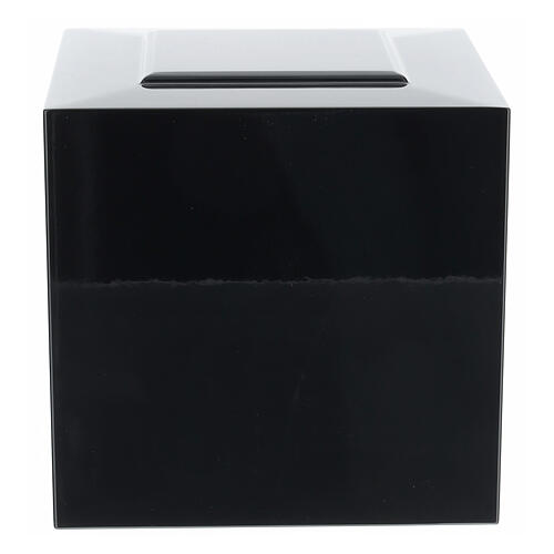 Glossy black lacquered funerary urn, embossed cube, 5 L 3