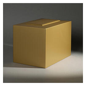 Ascheurne, Quaderform mit leicht erhabenen rechteckigem Aufsatz, goldfarben lackiert, matt, 5L