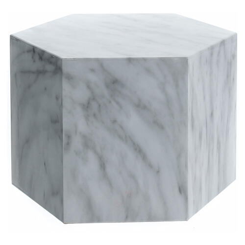 Smooth funerary urn, polished Carrara marble hexagon, 5 L 1