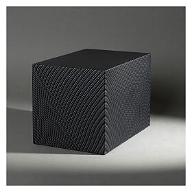 Smooth parallelepiped funeral urn with matte carbon Kevlar effect 5L