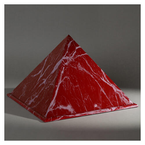 Urne pyramide lisse effet marbre rouge veiné satiné 5 L 2