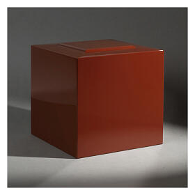 Cubic urn, embossed surface with glossy red lacquered finish, 5L