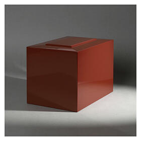 Ascheurne, Quaderform mit leicht erhabenen rechteckigem Aufsatz, glänzend rot lackiert, 5L