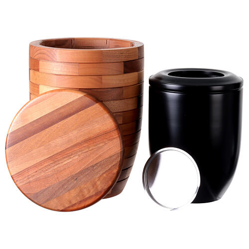Cremation Urn in Rigel Walnut Val Gardena Wood 2