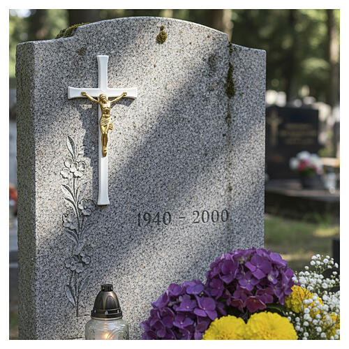 Croix émail blanc corps Christ doré pour extérieur 2