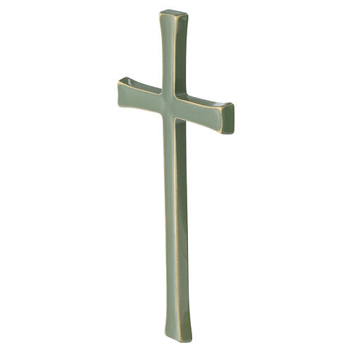 Cruz de parede em latão verde efeito bronze para exterior 3