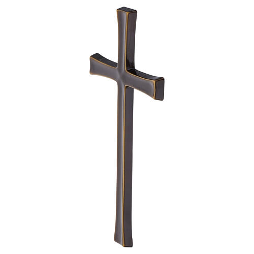Krzyż nagrobny na ścianę w wykończeniu polerowanym 3