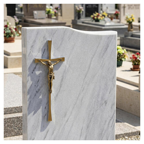 Crucifijo bronceado para exterior ahusado 2