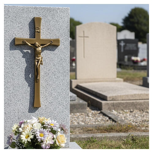 Cuerpo de Cristo en cruz de pared con acabado bronce 2