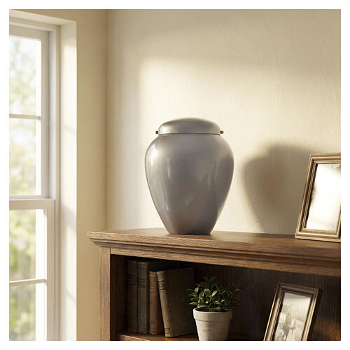 Urna na prochy z aluminium, wykończenie metalizowane, kolor taupe, 25 cm 2