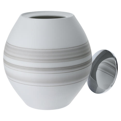 White maiolica funeral urn with grey shading 2