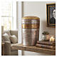Speranza cremation urn in wood with 24-carat gold and silver finish, Val Gardena s2