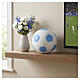 Urna cineraria pallone da calcio bianco e azzurro ceramica artistica s2