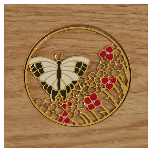 Urna Freedom, linha Dona, em madeira de carvalho com decoração de borboleta e flores, 20x25x20 cm 2