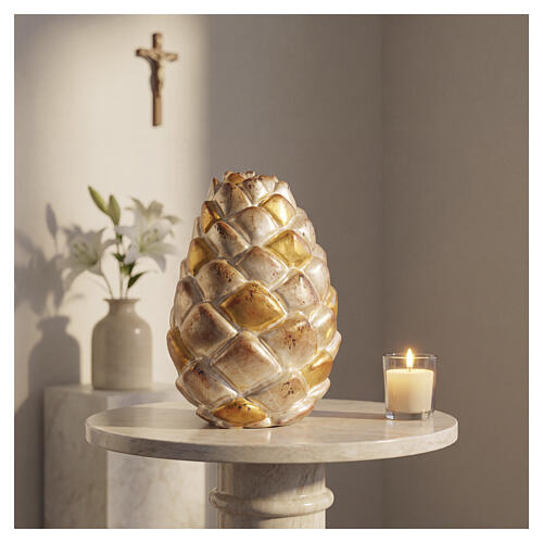 Urn Val Gardena Swiss pine wood "Pine Cone" with 24kt gold and silver decoration. 2