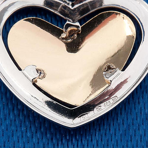 Gold heart shaped pendant with Raffaello's angel - 0,90 gr 2