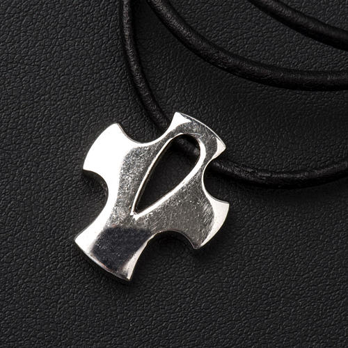 Pendant, stylized cross with decorative hole in silver 3