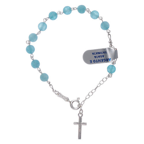Bracelet perles agate satinée bleu clair détails et croix argent 925 1