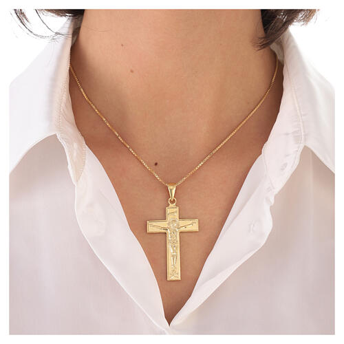 Cross-shaped pendant of gold plated 925 silver 2