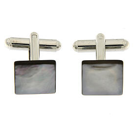 Square cufflinks in gray mother-of-pearl