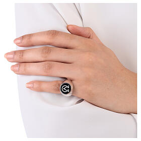 HOLYART Collection Unisex-Ring fűr den kleinen Finger aus Silber 925 mit Alpha und Omega Symbolen auf schwarzem Hintergrund