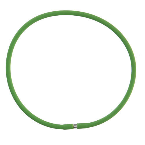Green rubber bracelet with silver fastener 1