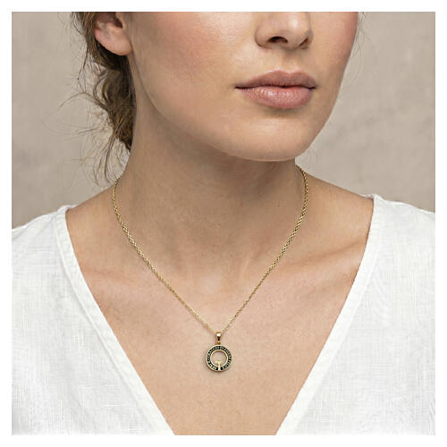 Pendentif ajouré Benedictus avec petite croix tau 19 mm argent 925 doré bruni 2