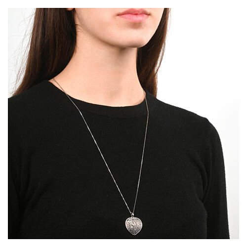 Collana mater cuore 26 mm Benedictus rodio argento 925 brunito 2