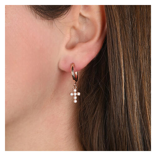 Agios huggie earrings with rosé cross of white rhinestones, 925 silver 2
