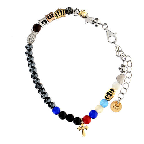 Bracelet Agios croix breloque perles colorées et charms 1