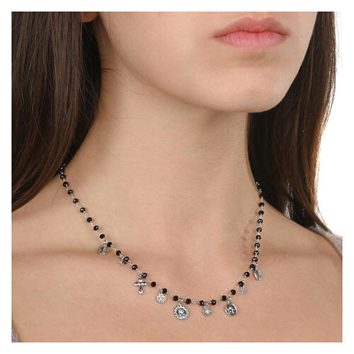 Collier Agios grains noirs et breloques argent 925 rhodié 2