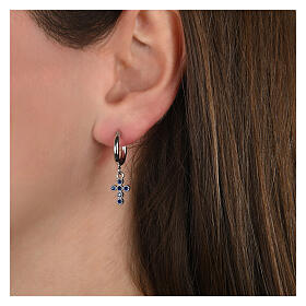 Agios huggie earrings with cross of blue rhinestones, rhodium-plated 925 silver