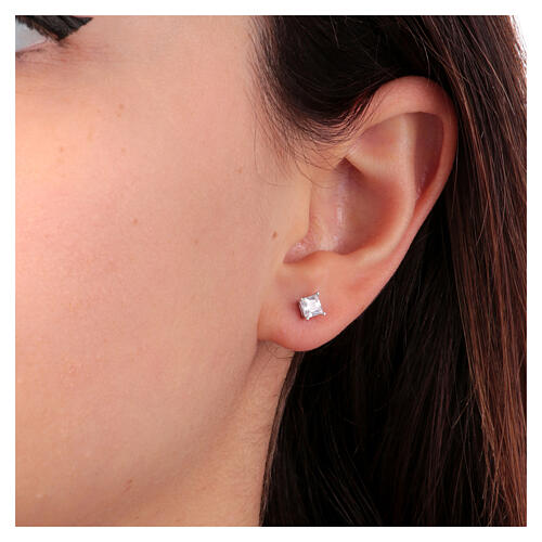 Boucles d'oreilles AMEN point lumineux 4x4 mm 2