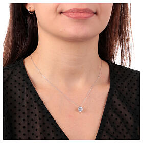 Collana Amen con punto luce zircone bianco 8 mm