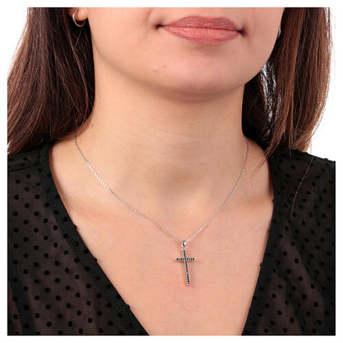 Collana Amen Croce zirconi neri e bianchi 3x2 cm 2