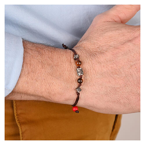 Bracciale Agios in tessuto ecosostenibile con pietre occhio di tigre giallo 2