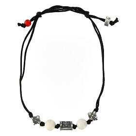 Pulsera Agios con piedras blancas de tejido sostenible