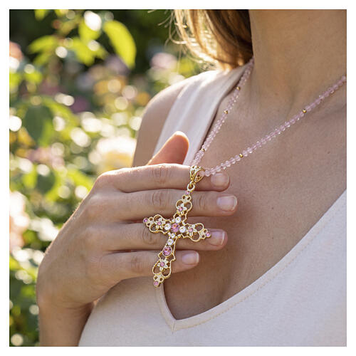 Collar Benedictus piedras y cruz dorada zircones plata 925 2