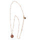 Collar rosado Benedictus con camafeo rojo y zircones blancos s4