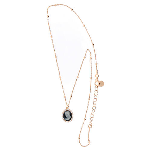 Collier Agios rosé avec camée noir et zircons blancs 3