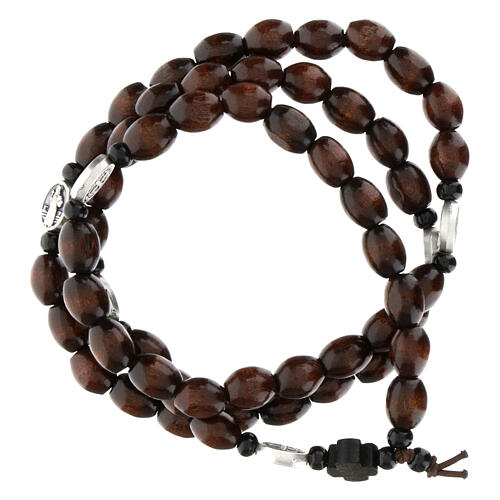 Rosario pulsera San Benito granos ovalados madera 1