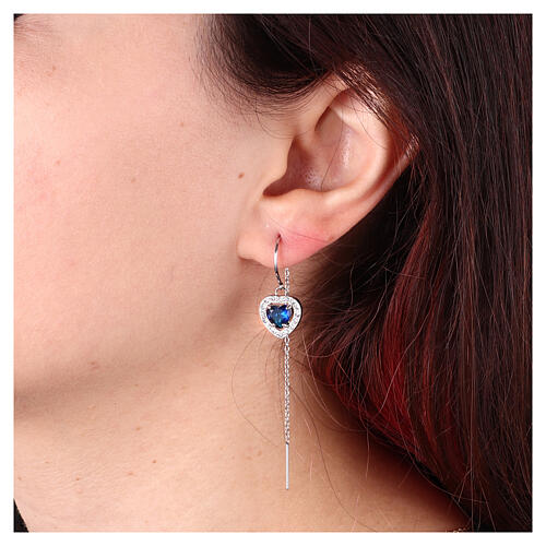Orecchini saliscendi pendente cuore blu acciaio inox 2