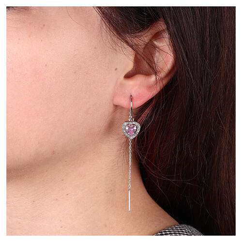 Orecchini saliscendi pendente cuore rosa acciaio inox 2