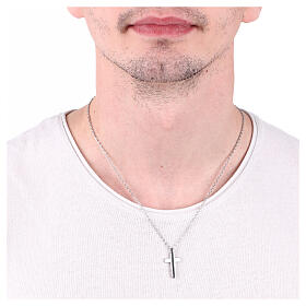 Kette mit mattiertem Kreuz aus Edelstahl