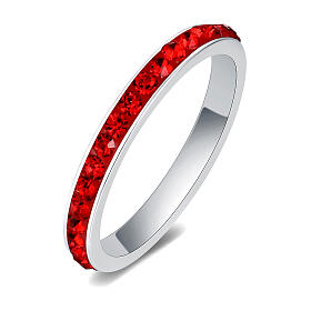 Ring mit roten Kristallen aus Edelstahl