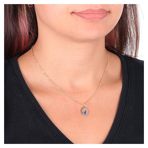 Collana girocollo Madonna di Pompei Amen in ottone dorato 2