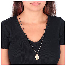 Collana Amen in ottone dorato con grani in onice nera medaglia Madonna di Loreto