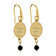 Pendientes colgantes Virgen de Loreto de latón dorado y grano ónix negro s2
