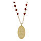 Colar Amen com jaspe vermelho medalha de Nossa Senhora de Lourdes em latão dourado s1